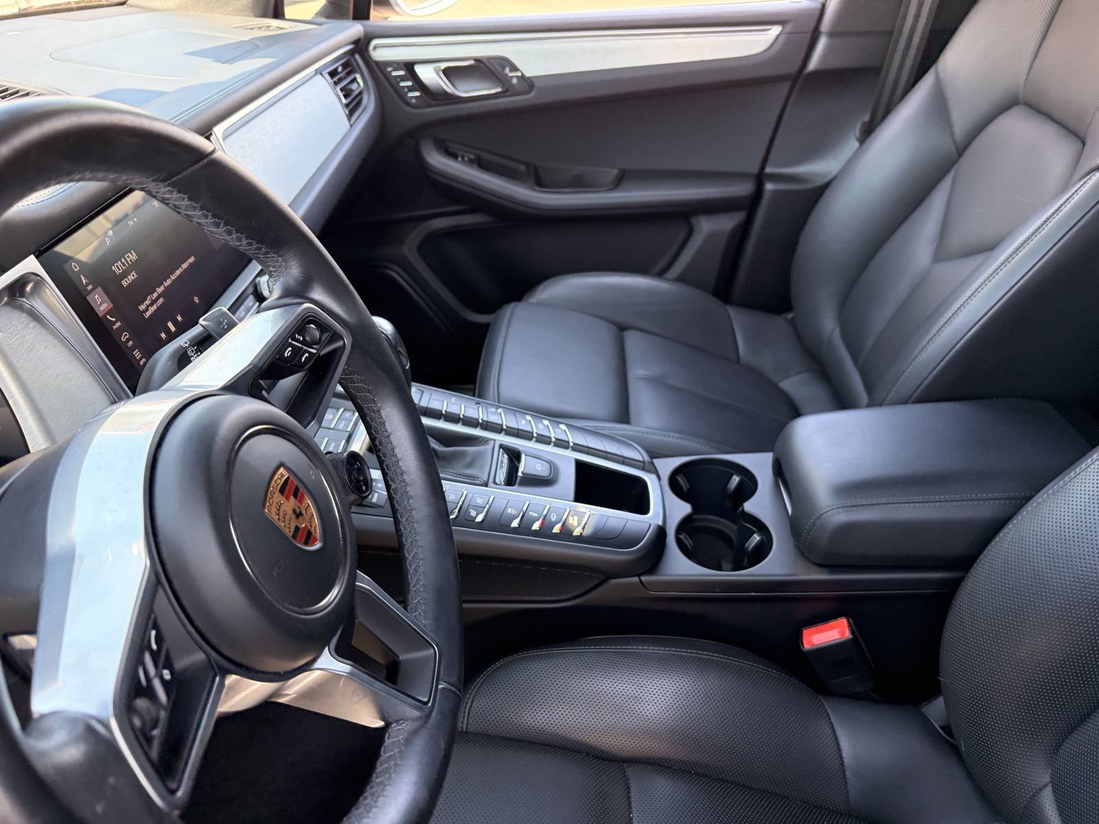 Used 2021 Porsche Macan GTS AWD/4WD image 19