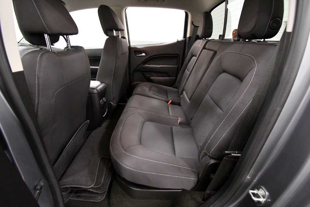 Used 2018 Chevrolet Colorado LT w/ LT Convenience Package AWD/4WD image 15