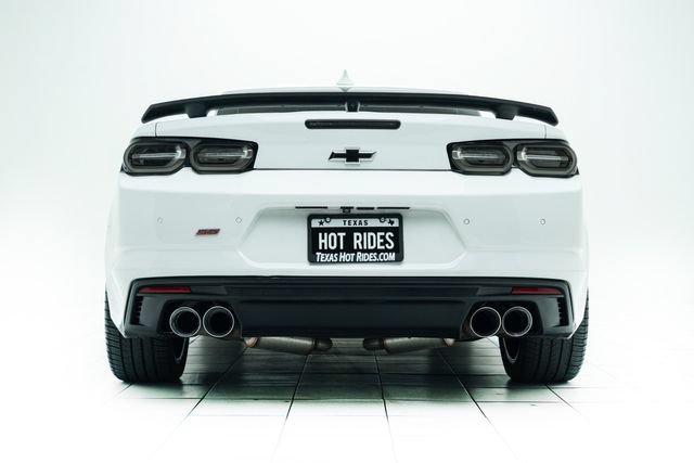 Used 2019 Chevrolet Camaro SS RWD image 16