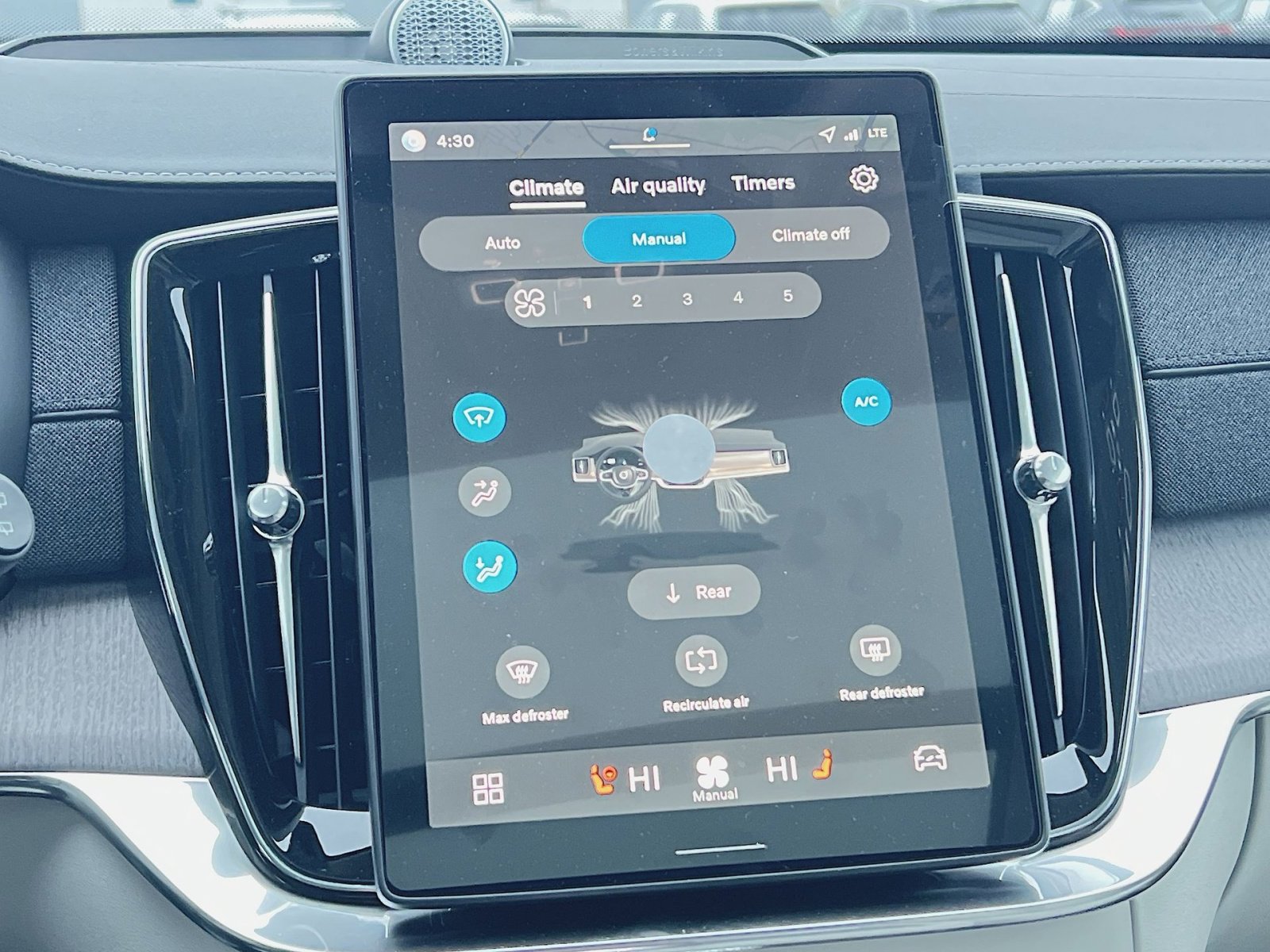 New 2026 Volvo XC90 T8 Ultra w/ Lounge Package image 21