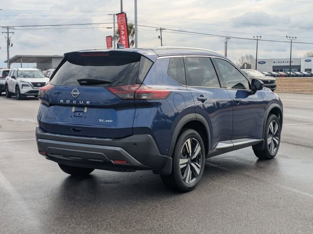 Used 2023 Nissan Rogue SL w/ SL Premium Package image 3