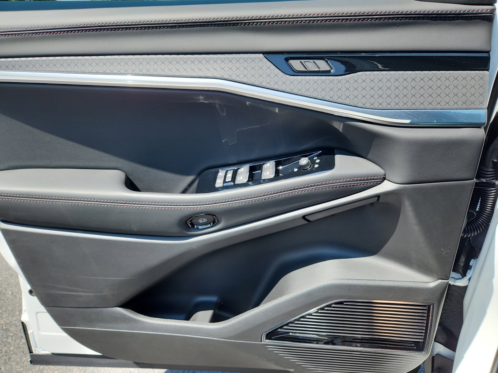 New 2025 Jeep Wagoneer S Limited image 13