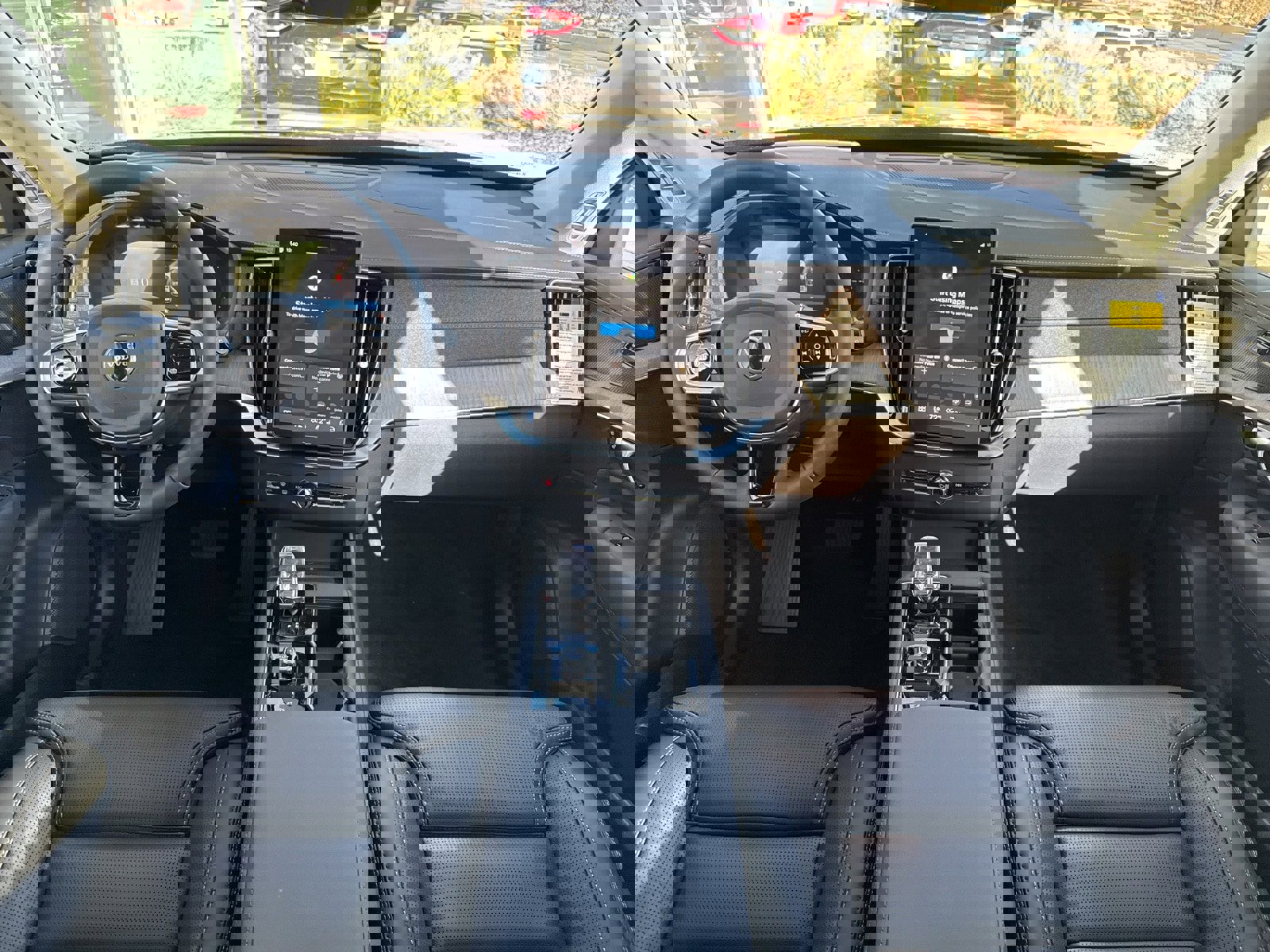 New 2026 Volvo XC90 T8 Ultra image 18