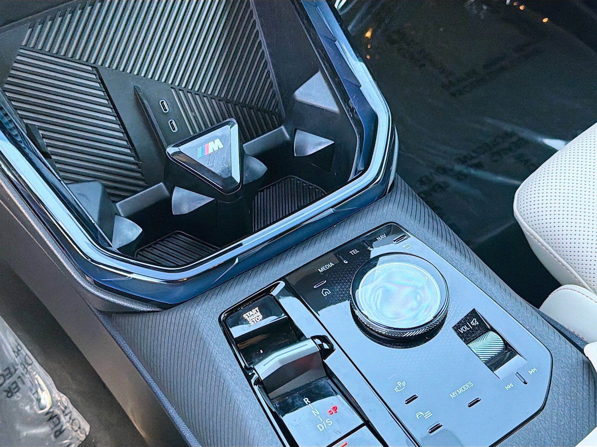 Used 2025 BMW X3 xDrive30i w/ Premium Package image 29