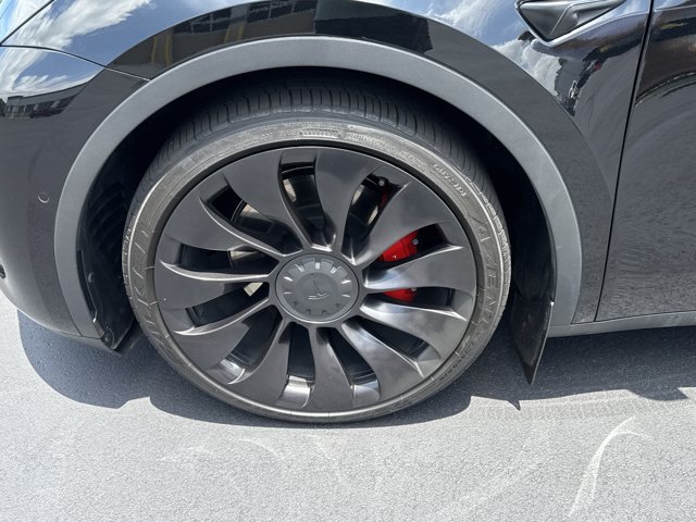 Used 2022 Tesla Model Y Performance AWD/4WD image 13