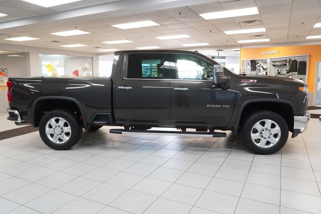 Used 2020 Chevrolet Silverado 2500 LTZ AWD/4WD image 7