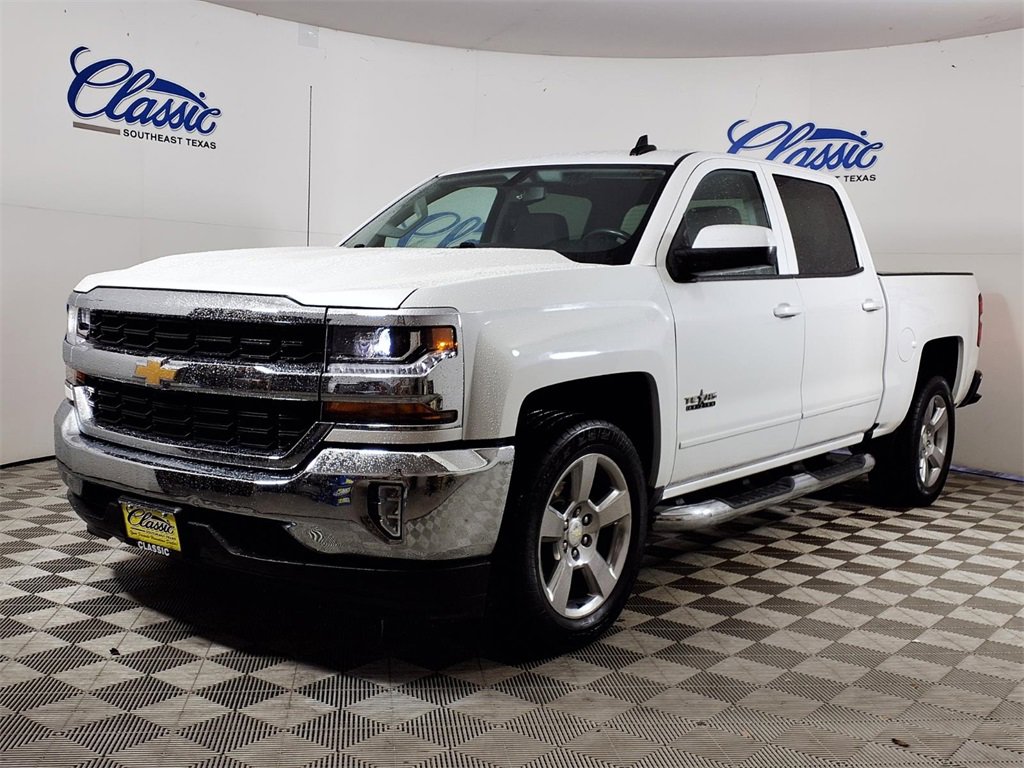 Used 2018 Chevrolet Silverado 1500 LT w/ Texas Edition image 6