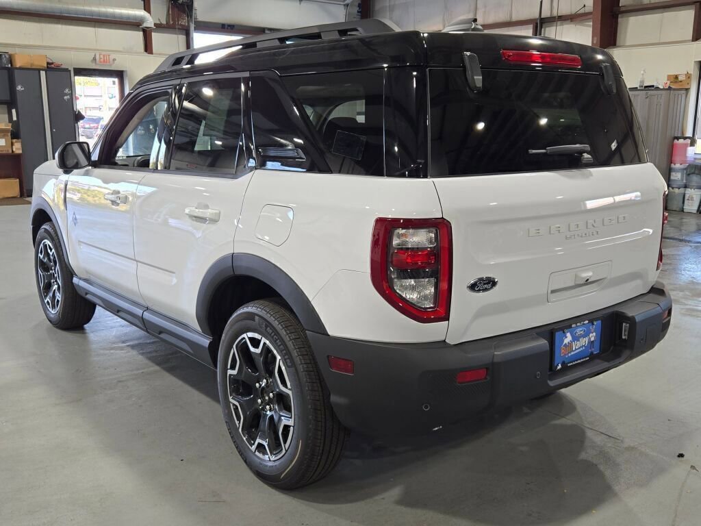 New 2025 Ford Bronco Sport Outer Banks w/ Outer Banks Tech Package+ AWD/4WD image 18
