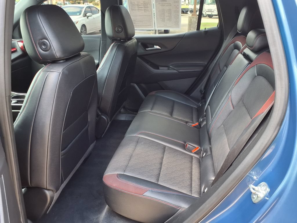 Used 2025 Chevrolet Equinox RS w/ Convenience Package III FWD image 13