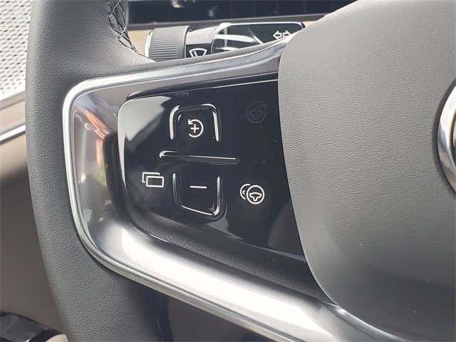 New 2025 Volvo EX90 Ultra image 18