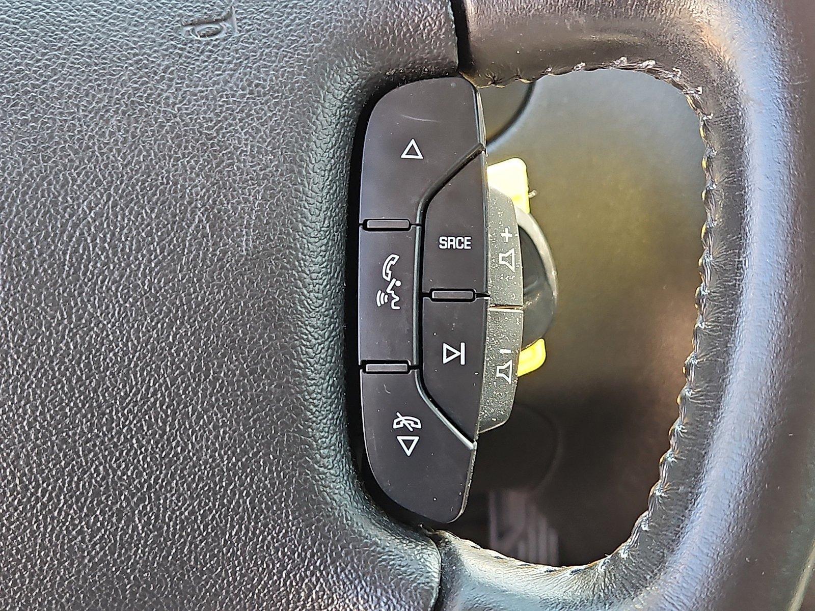 Used 2012 Chevrolet Impala LTZ FWD image 20