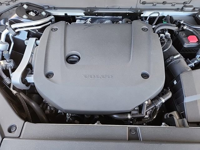 New 2025 Volvo XC90 B6 Ultra w/ Protection Package image 16