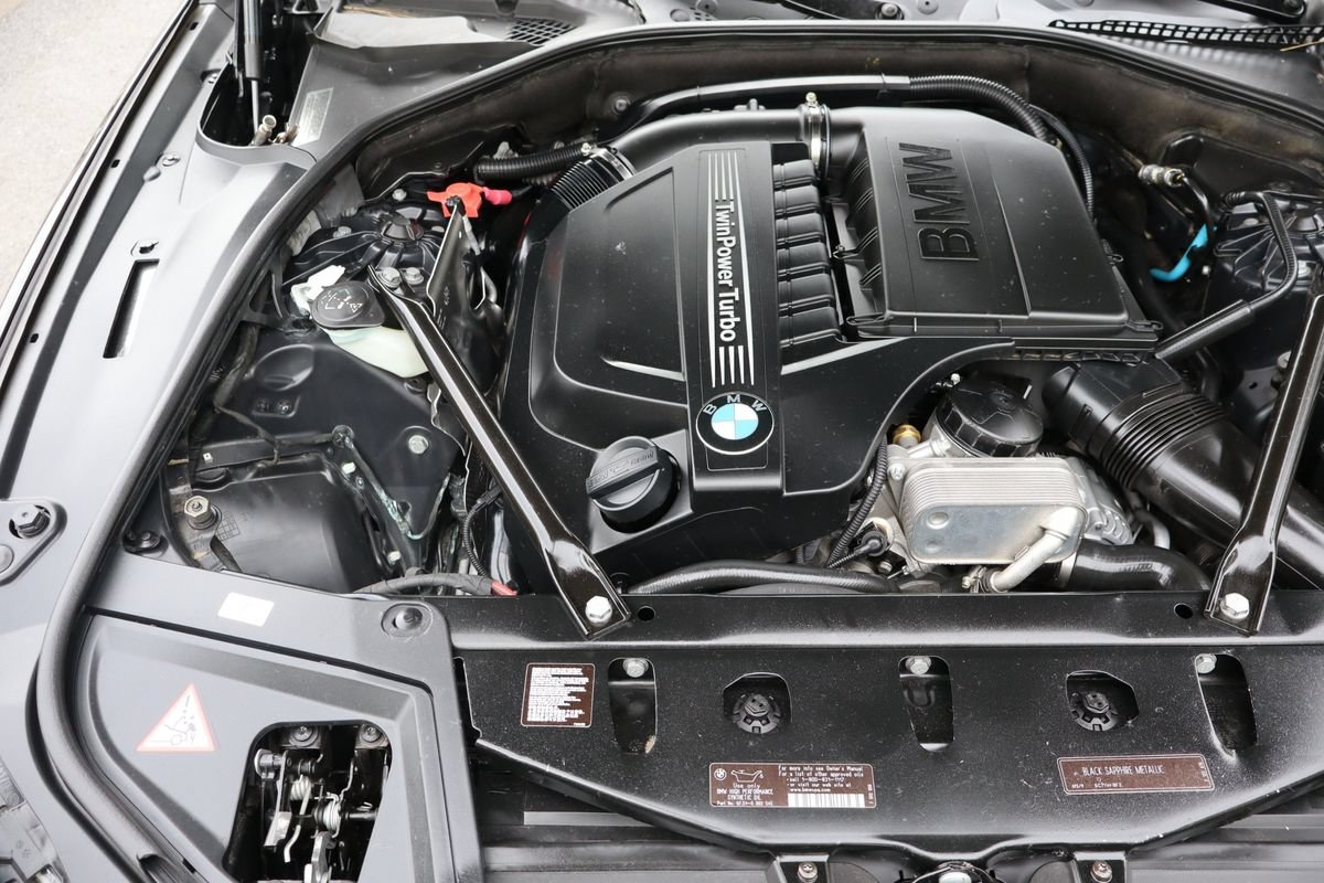 Used 2011 BMW 535i xDrive Sedan AWD/4WD image 39