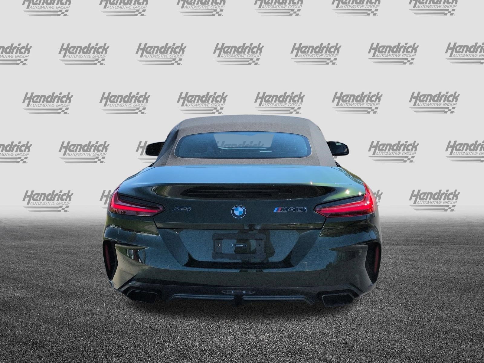 Used 2025 BMW Z4 M40i w/ Edition image 9