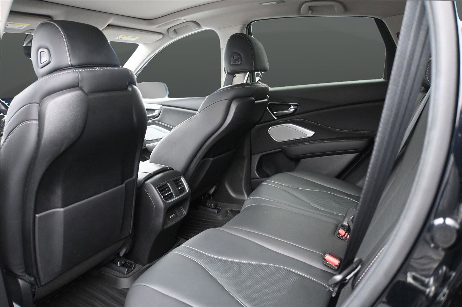 Certified 2023 Acura RDX AWD w/ Technology Package image 9