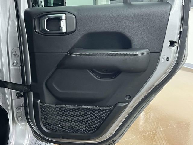 Used 2018 Jeep Wrangler Unlimited Sahara w/ LED Lighting Group image 22