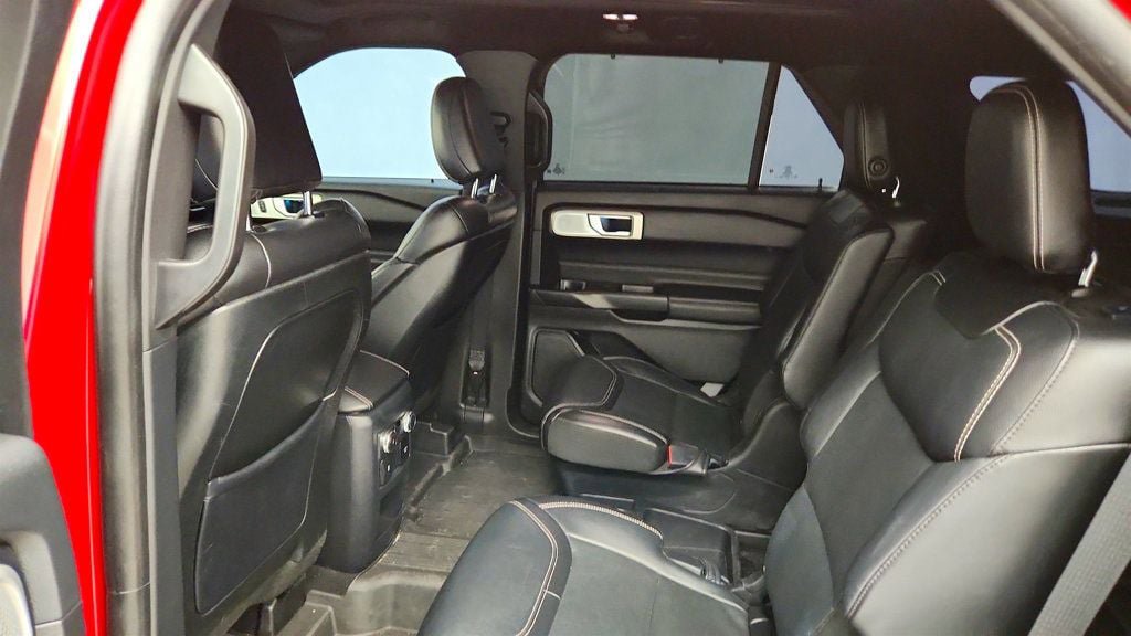 Used 2020 Ford Explorer ST w/ ST High-Performance Pack AWD/4WD image 22