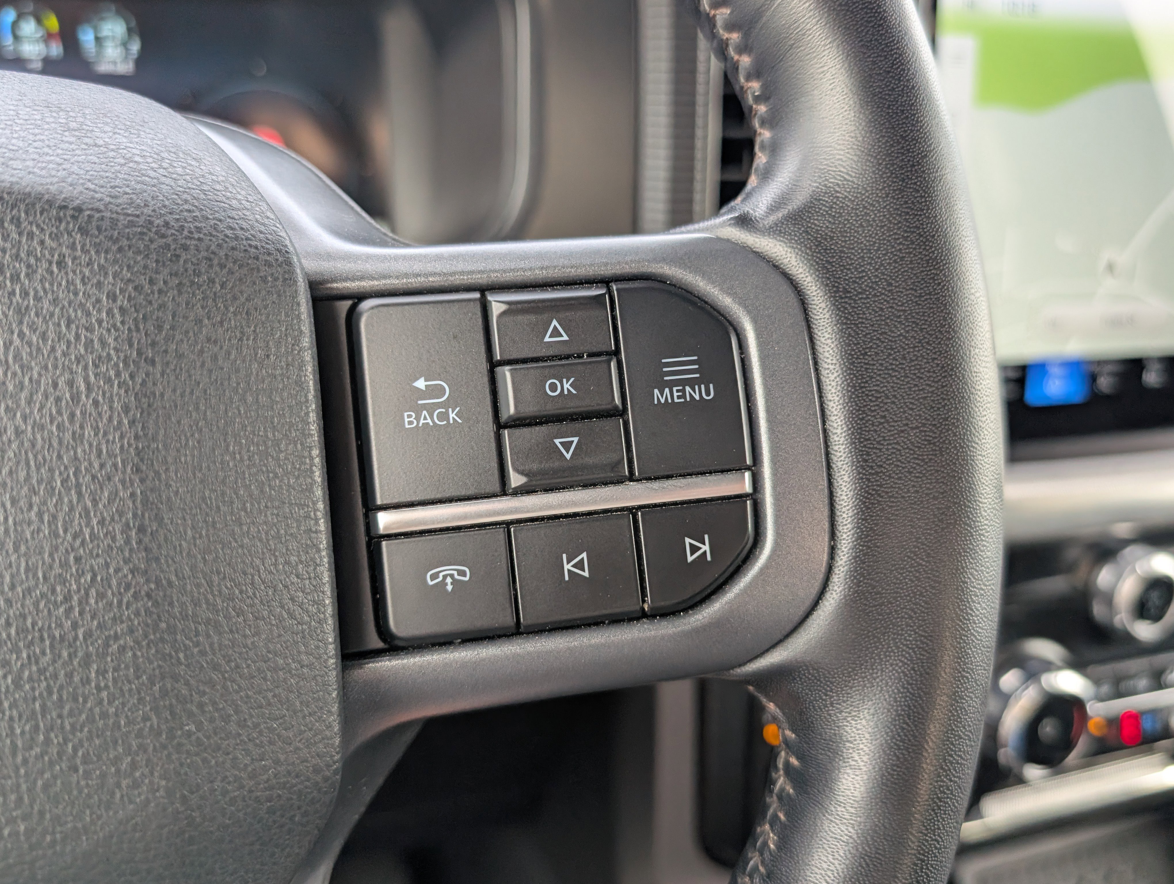 Used 2024 Ford F150 Lariat w/ Equipment Group 502A High image 26