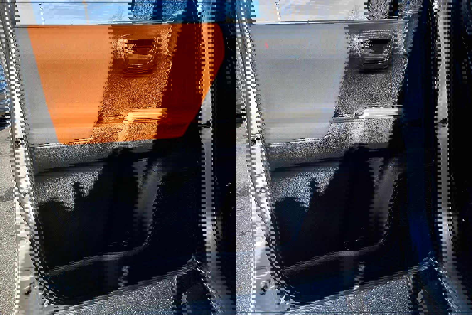 Used 2018 Toyota Tacoma SR5 w/ SR5 Appearance Package (SM) image 20