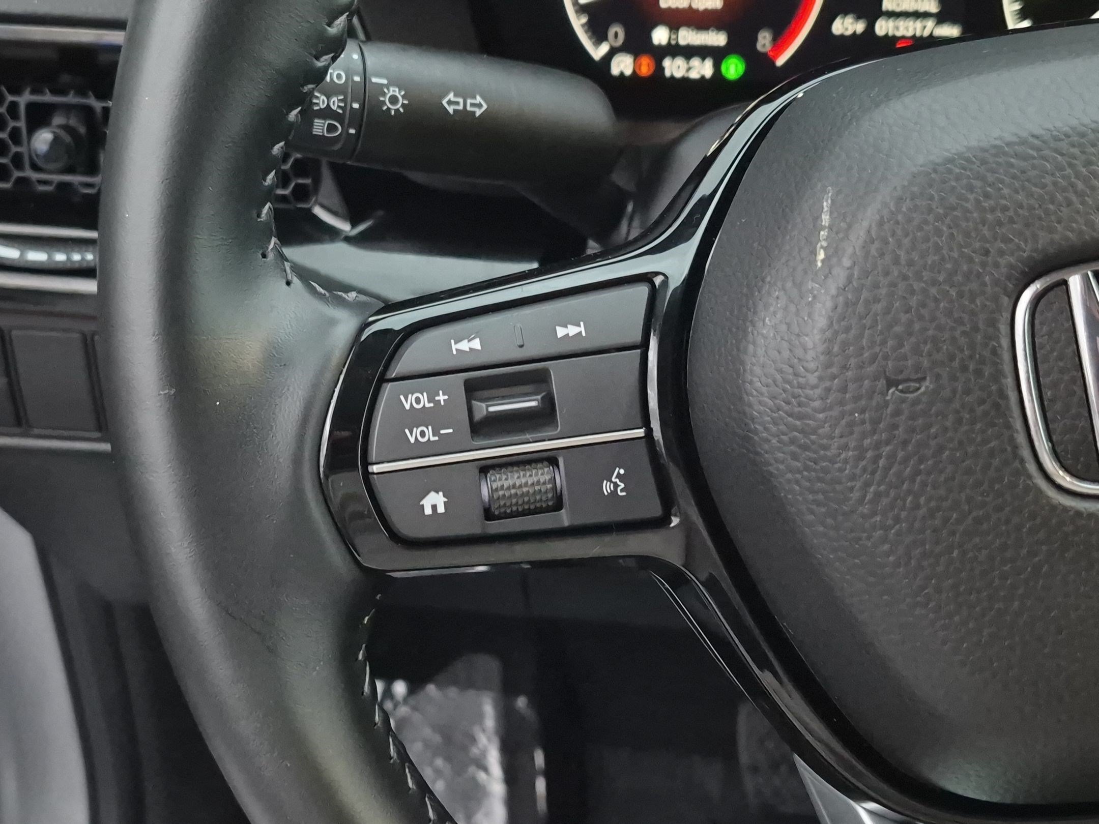 Used 2025 Honda CR-V EX-L image 19
