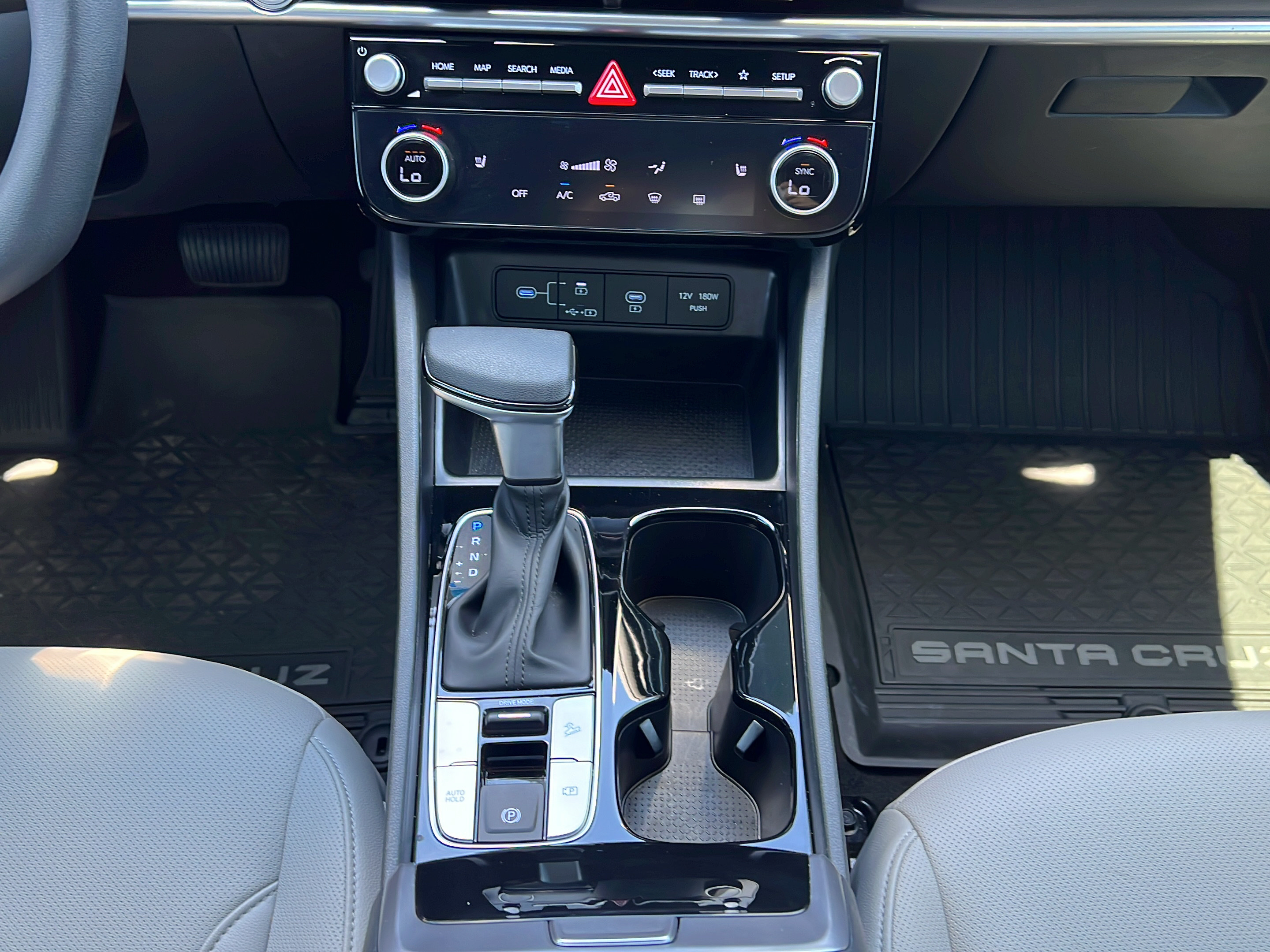 Certified 2025 Hyundai Santa Cruz SEL FWD image 15