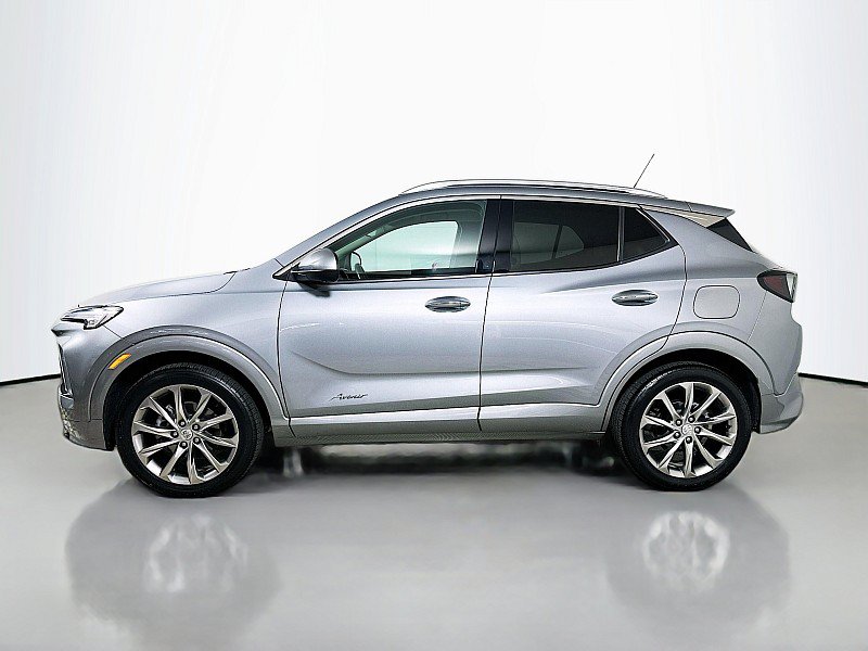 Used 2024 Buick Encore GX Avenir w/ Avenir Technology Package AWD/4WD image 4