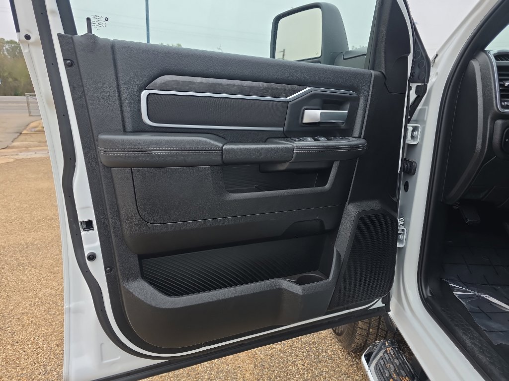 Used 2024 RAM 2500 Big Horn w/ Bed Utility Group image 20