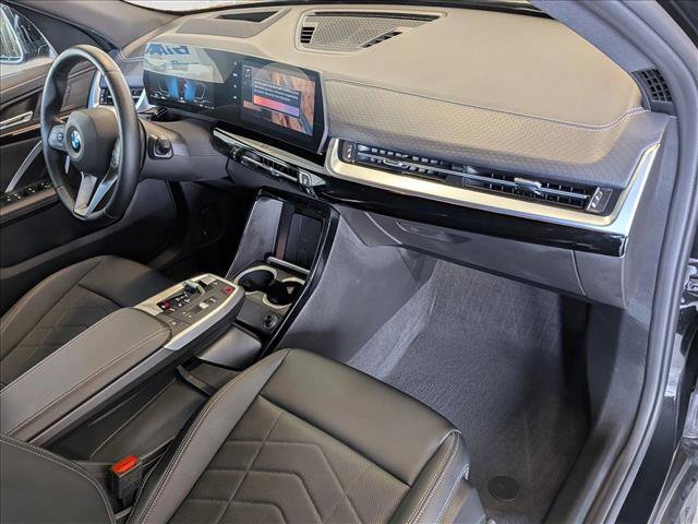 Used 2025 BMW X2 xDrive28i image 22