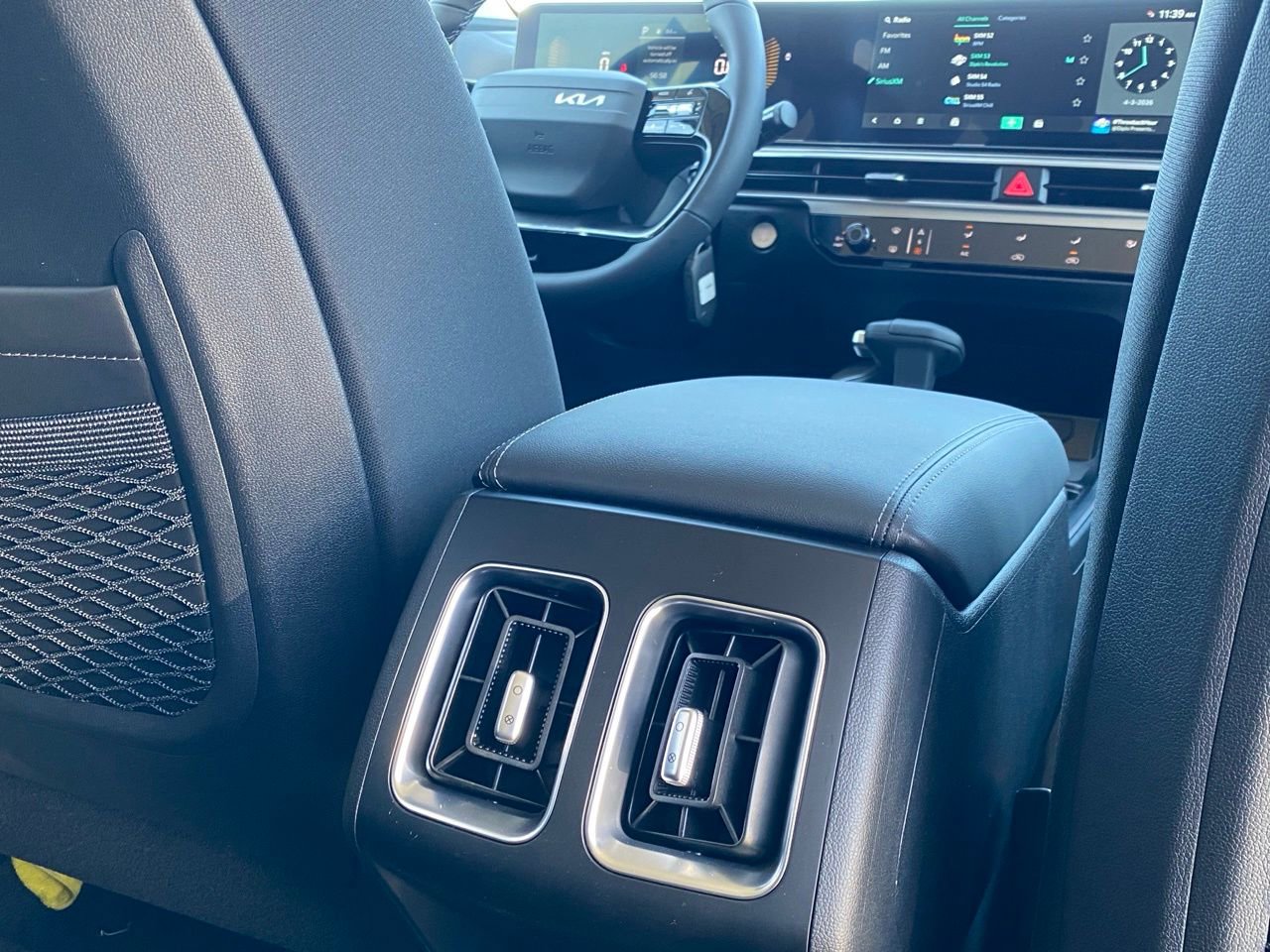 New 2026 Kia Sorento LX FWD image 23