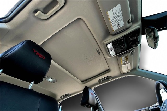 Used 2022 Toyota 4Runner TRD Off-Road Premium image 25