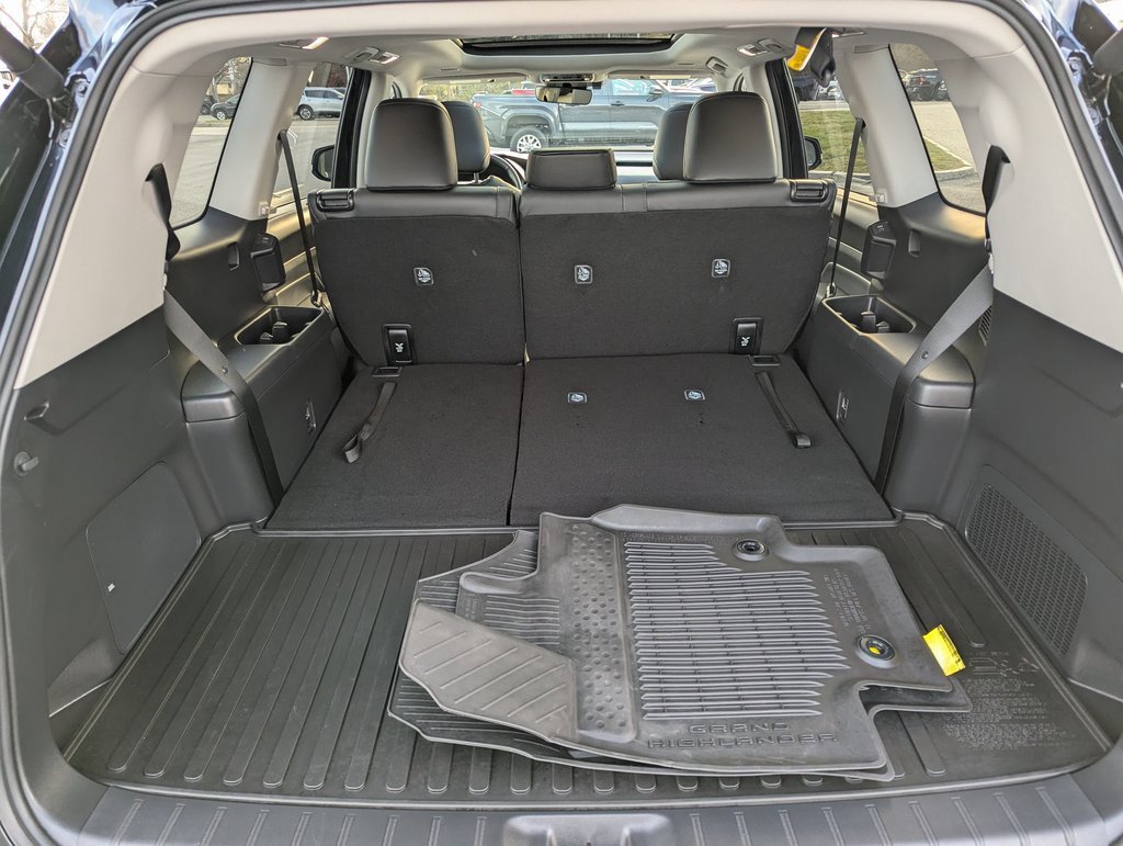 Used 2026 Toyota Grand Highlander Limited image 14