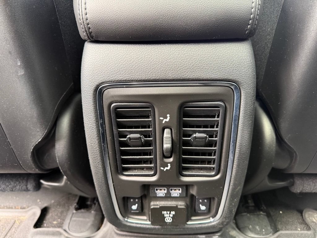 Used 2021 Jeep Grand Cherokee Limited w/ Luxury Group II AWD/4WD image 18