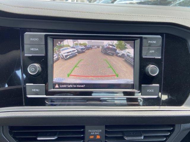 Used 2023 Volkswagen Jetta Sport FWD image 13