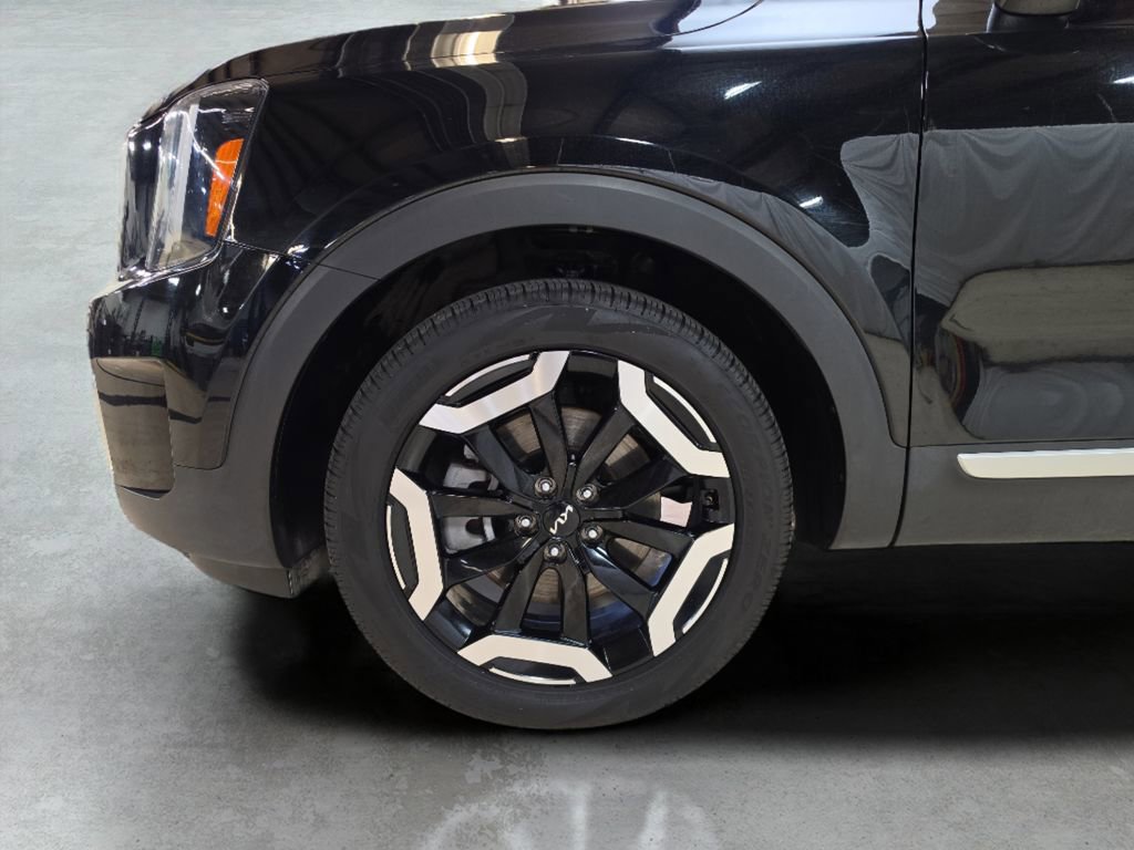 Used 2025 Kia Telluride S AWD/4WD image 25