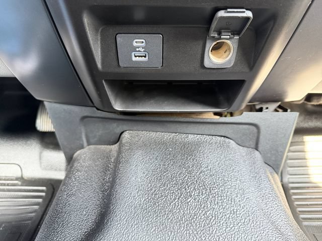 Used 2021 Ford F550 4x4 Crew Cab Super Duty image 25