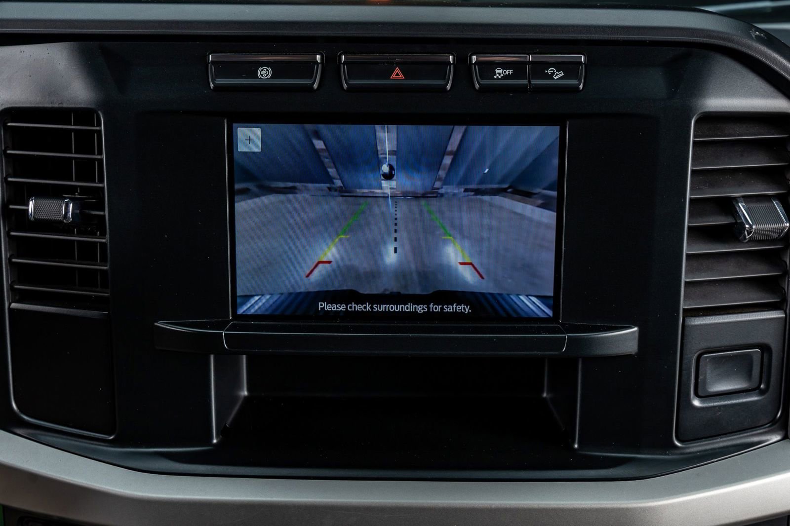 Used 2023 Ford F350 XLT w/ FX4 Off-Road Package image 25