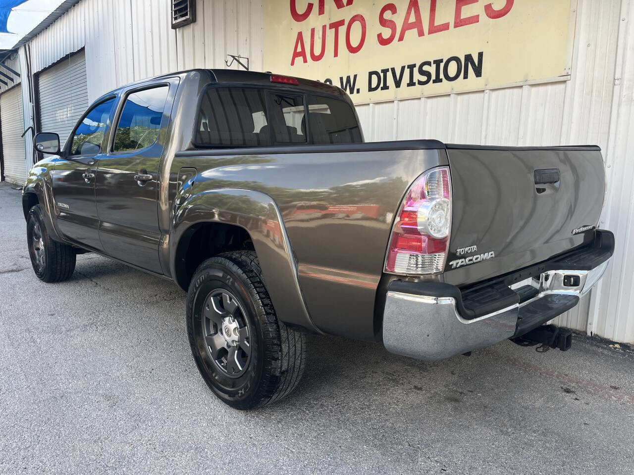 Used 2010 Toyota Tacoma PreRunner image 8