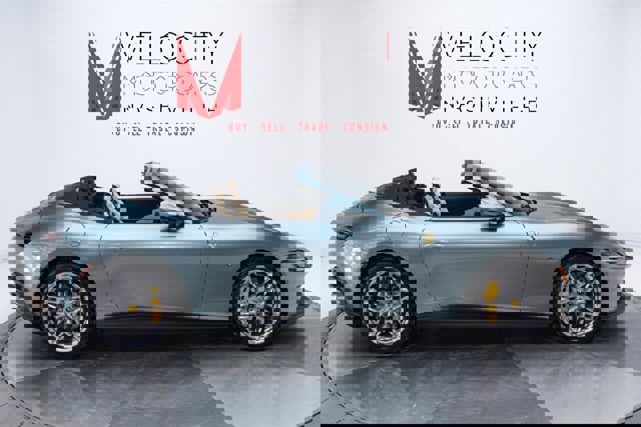 Used 2025 Ferrari Roma Spider image 13