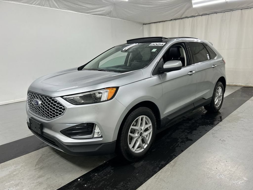 Used 2024 Ford Edge SEL w/ Convenience Package AWD/4WD image 5