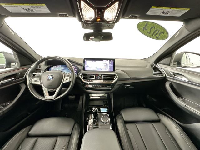Used 2023 BMW X4 xDrive30i w/ Premium Package image 3