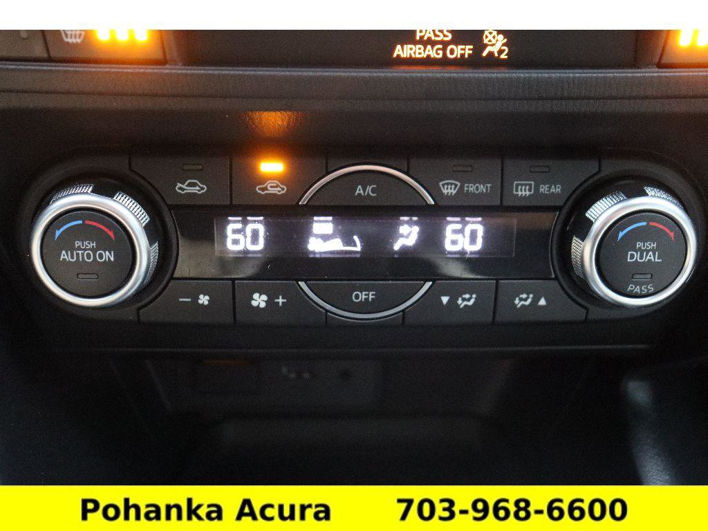 Used 2018 MAZDA MAZDA3 Grand Touring w/ Premium Equipment Package image 16