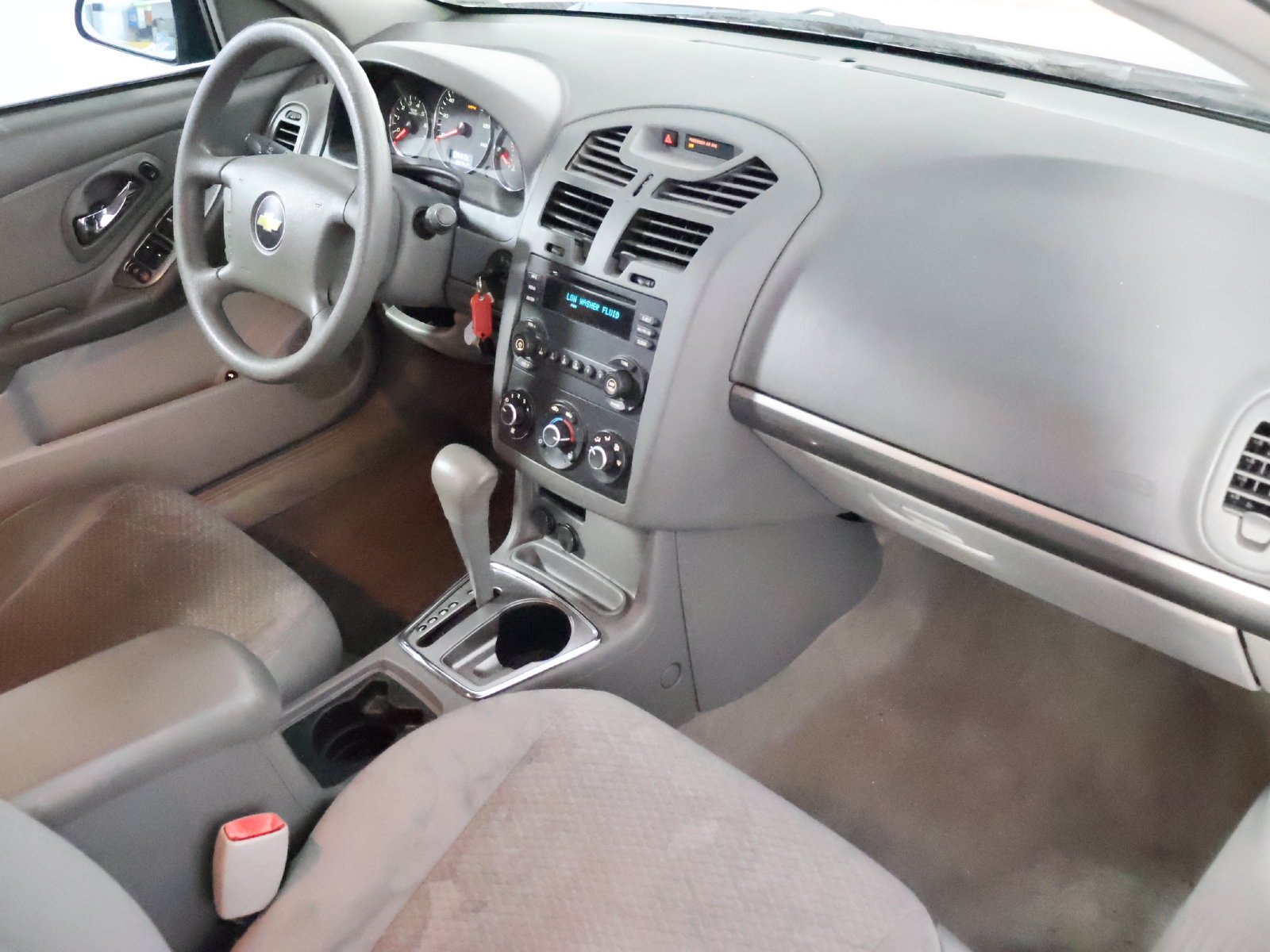 Used 2007 Chevrolet Malibu LS FWD image 34
