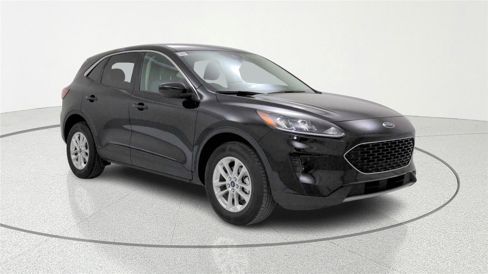 Used 2021 Ford Escape SE w/ Convenience Package image 1