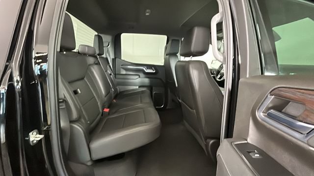 Used 2023 GMC Sierra 1500 SLT w/ SLT Convenience Package AWD/4WD image 29