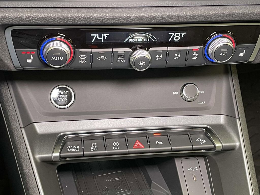 New 2025 Audi Q3 2.0T Premium image 31