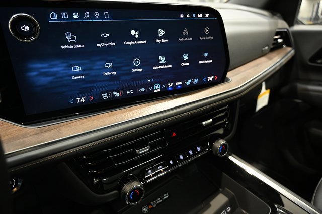 New 2026 Chevrolet Suburban High Country w/ LPO, Chrome Package image 17