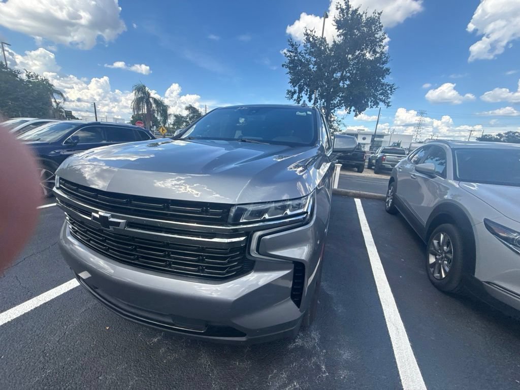 Used 2021 Chevrolet Suburban RST RWD image 16
