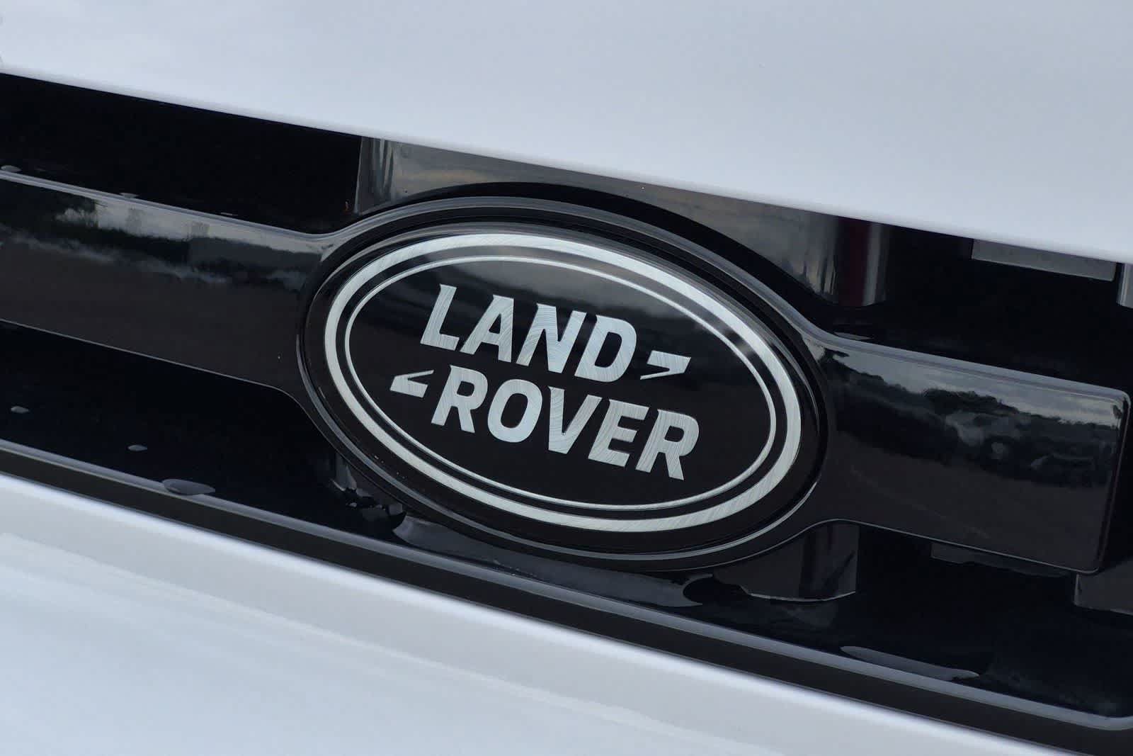 New 2026 Land Rover Defender 110 S AWD/4WD image 11