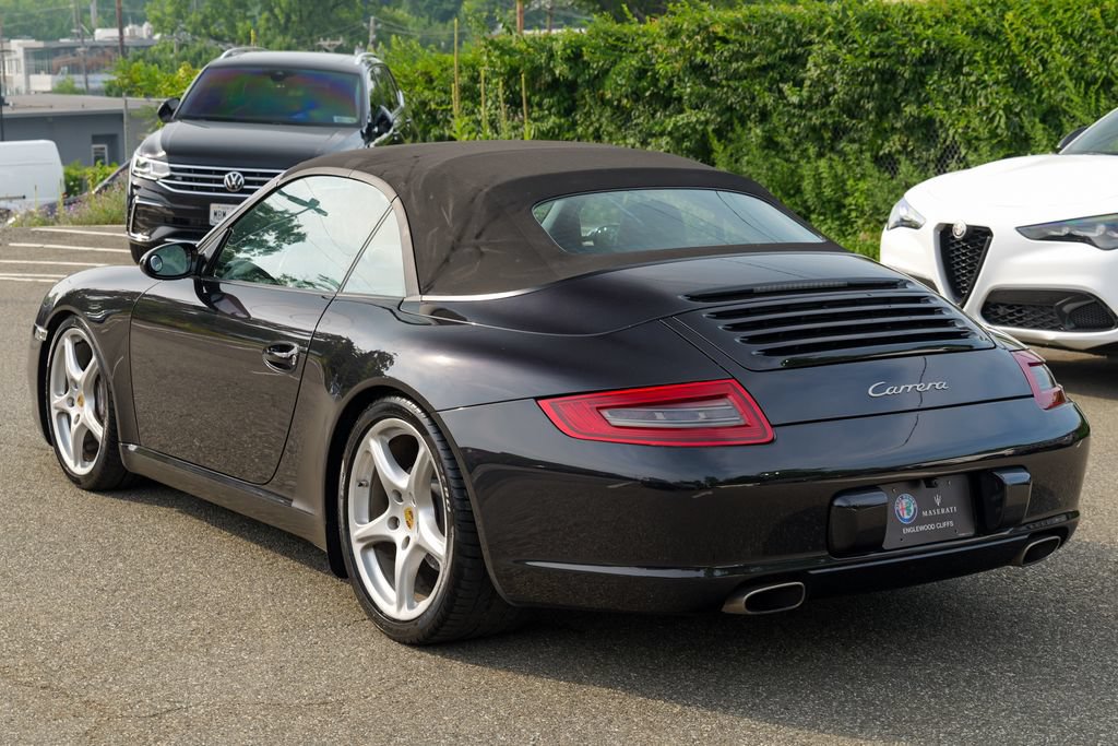 Used 2006 Porsche 911 Carrera RWD image 6