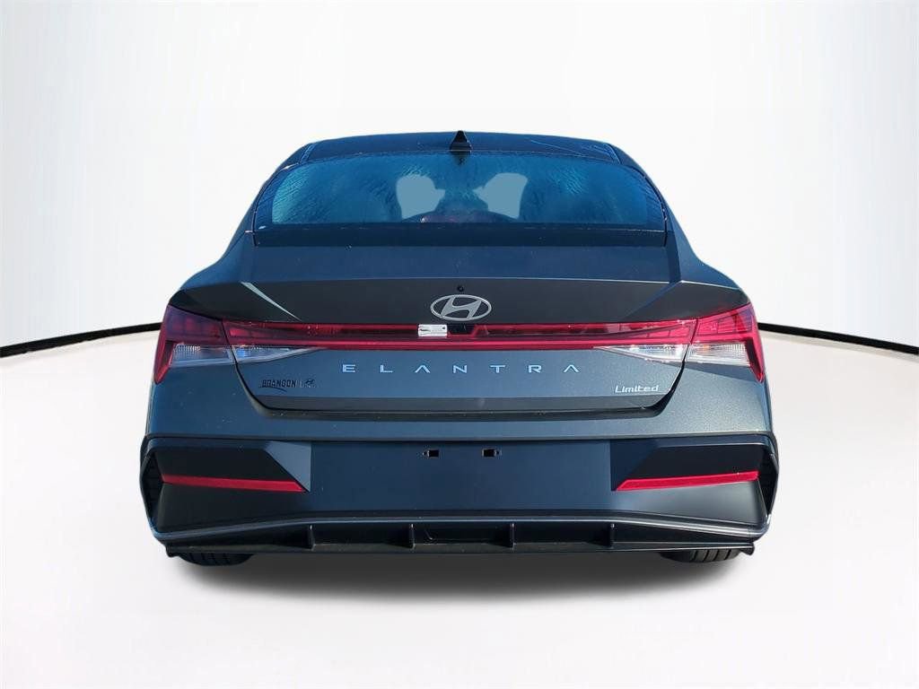 New 2026 Hyundai Elantra Limited image 6